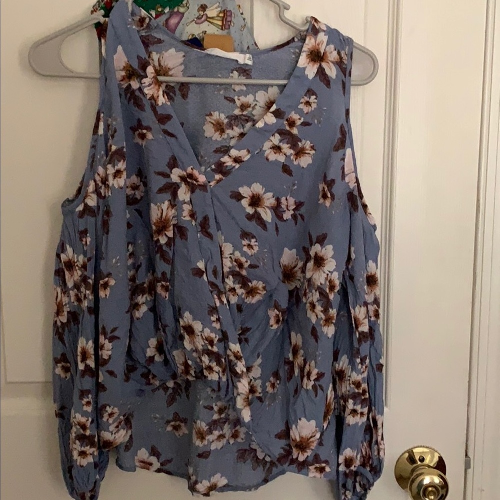 Floral Cut Out Shoulder Shirt